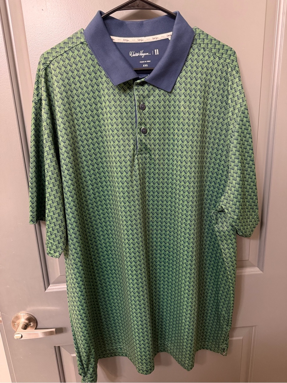 Walter Hagen Green Polo with Blue Contrast Collar